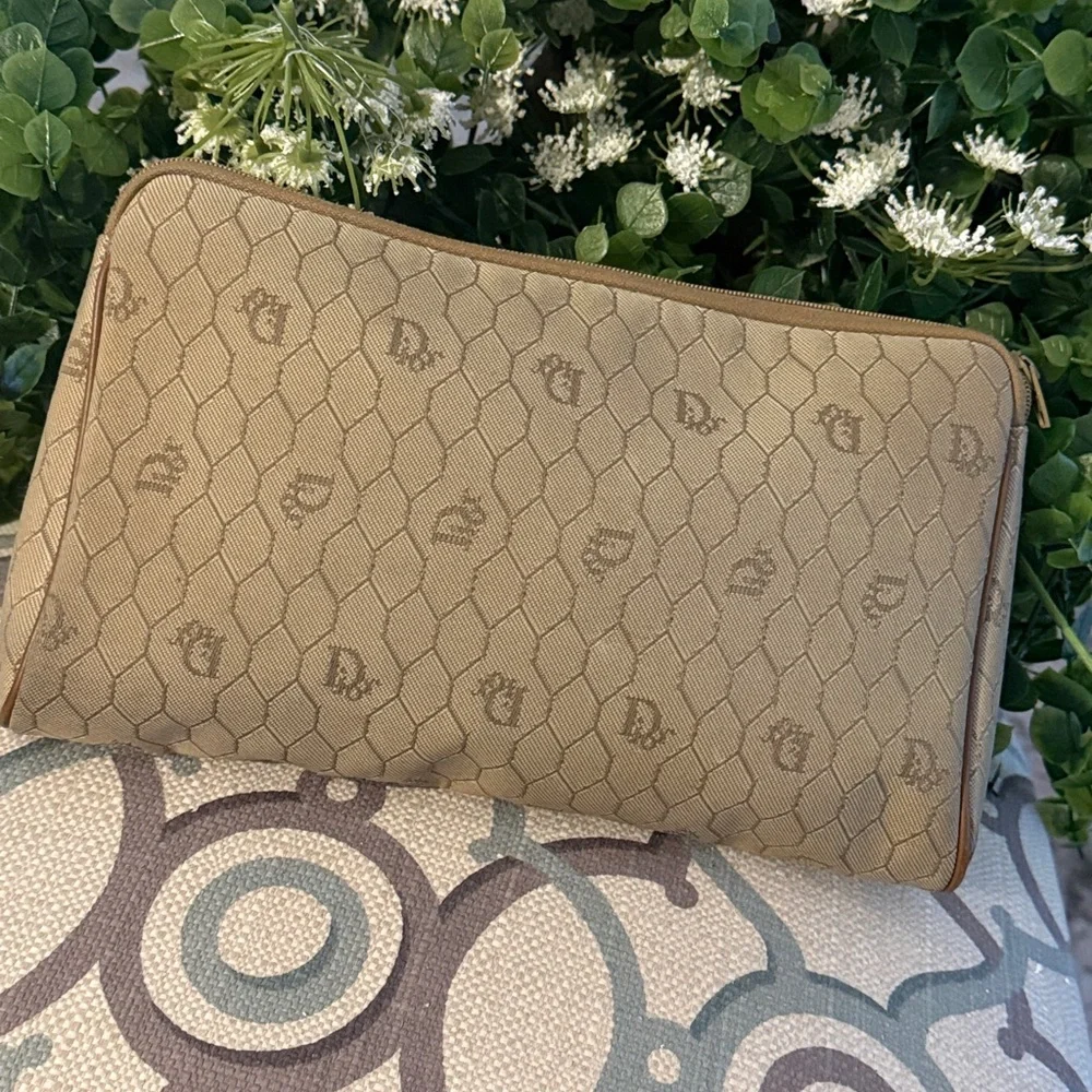 Dior Cannage (Honeycomb) Pouch – Beige Canvas with Brown Leather Trim